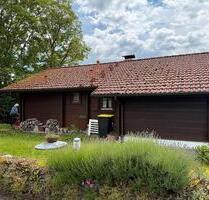 Holzhaus mit Wald- und Fischteichgrundstück zu verkaufen 220.000 - Weißenborn