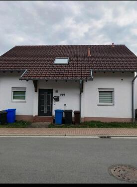 Foto - Einfamilienhaus mit Einliegerwohnung