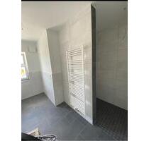 Moderne 2-Zimmer-Wohnung mit großzügigem Wohnbereich & Balkon - Horneburg