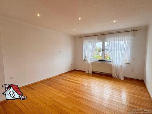 Foto - Großzügige Oberwohnung in Vrees zu vermieten!!