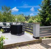 Schöne 4-Raum Wohnung mit Terrasse in ruhiger Lage - Kirchberg