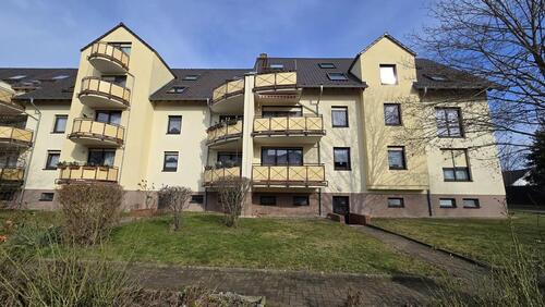 Foto - 2-Zimmer-Wohnung mit Balkon ins Grüne saniertes Bad