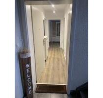 Moderne, möblierte 2-Zimmer Wohnung mit Balkon in Bochum (44892)