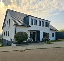 Wunderschöne 2-Zimmer-Souterrainwohnung mit Terrasse & neuer EBK - Bruchsal