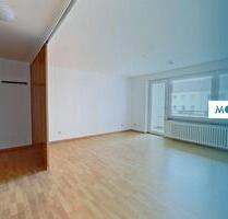 Toll geschnittene 3-Zimmer-Wohnung mit großem BALKON - Göttingen