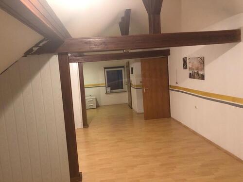 Foto - Geräumige DG Wohnung - 520,00 EUR Kaltmiete, ca.  50,00 m²