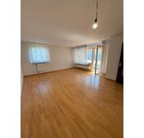 Provisionsfrei: 3-Zimmer-Wohnung mit Balkon - Renningen