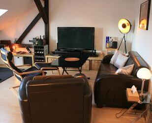 gemütliche möblierte DG-Wohnung in Erfurt- Süd