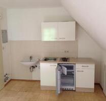 2 Zimmer Dachgeschosswohnung - 269,00&nbsp;EUR Kaltmiete, ca.&nbsp; 20,00&nbsp;m&sup2; in Thierhaupten (PLZ: 86672)