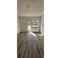 Sehr schöne sanierte 2 Zimmer Wohnung mit Balkon in Oberhausen zu vermieten