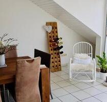 *provisionsfrei* großzügige 3-Zimmer-DG-Wohnung mit Balkon - Rüdesheim