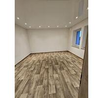 3 Zimmer Wohnung mit Garten - 750,00&nbsp;EUR Kaltmiete, ca.&nbsp; 77,00&nbsp;m&sup2; in Zeil am Main (PLZ: 97475)