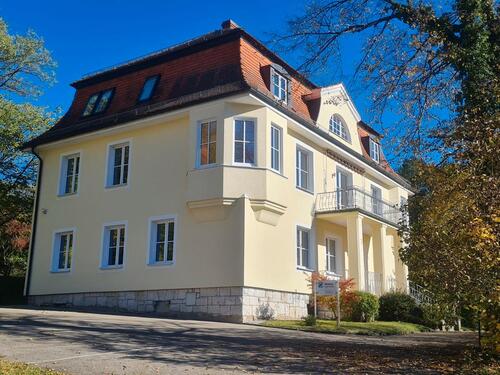 Foto - Großzügige, helle 4-Zimmer-Wohnung in Riedenburg