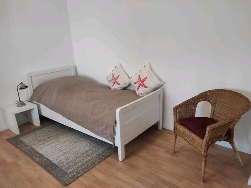 Foto - 1. ZIMMER zu vermieten - 600,00 EUR Kaltmiete,