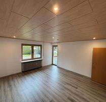 WG 1 Zimmer in 3er Wohnung Erdgeschoss *2 Zimmer sofort frei* - Günzburg