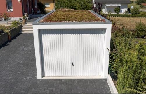 Foto - Einzelgarage + Stellplatz in Salach zu vermieten Garage Anhänger