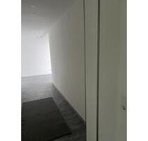 Kernsanierte 3-Zimmer-Wohnung mit 2 Bädern und Balkon - Essen Stadtkern