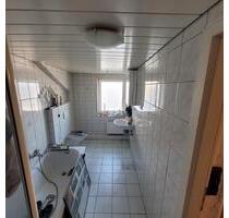 Wohnung 2ZKB 66qm , Südbalkon, Garage , Einbauküche, Kellerraum - Lohfelden