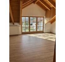 Dachatelier -Wohnung - 420,00&nbsp;EUR Kaltmiete, ca.&nbsp; 49,00&nbsp;m&sup2; in Teisnach (PLZ: 94244)