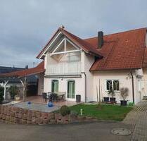 Haus EG-Wohnung - 1.500,00&nbsp;EUR Kaltmiete, ca.&nbsp; 147,00&nbsp;m&sup2; in Bibertal (PLZ: 89346)