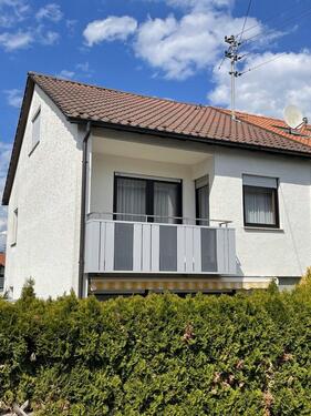 Foto - Geräumige Doppelhaushälfte mit Garage, Terrasse & Balkon