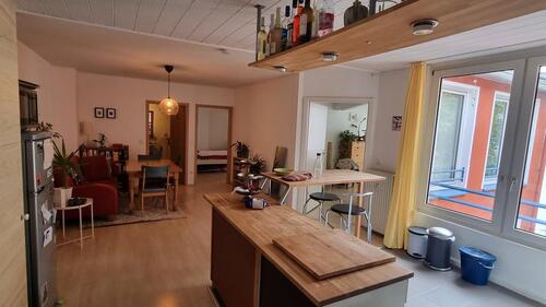 Foto - Bestlage Wohnung mit großer Wohnküche, 2er Wg tauglich