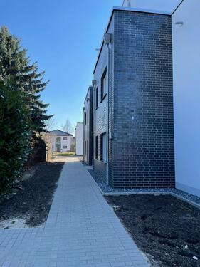 Foto - Neue & exklusive 3-Zimmer-Erdgeschosswohnung mit Balkon (A+)