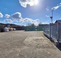 Abstellplatz für Wohnmobil, Wohnwagen oder Boot ...in Brüggen