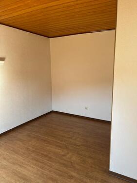 Foto - 3 Zimmer Dachgeschoßwohnung zur Miete in Niederwörresbach