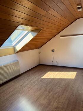 Foto - 3 Zimmer Dachgeschoßwohnung in Niederwörresbach