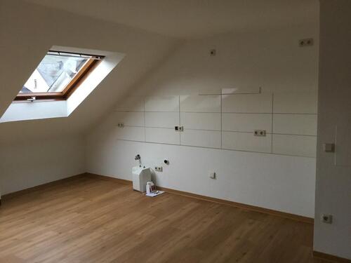 Foto - 1 Zimmer Dachgeschoßwohnung zur Miete in Trier