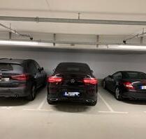 TG-Stellplatz in Sachsenhausen (Nähe Henninger Turm) - Frankfurt am Main Oberrad