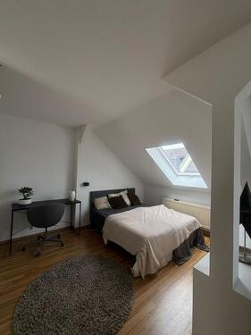 Foto - 1 Zimmer Dachgeschoßwohnung zur Miete in Leipzig