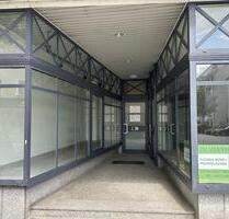 Attraktive Laden-Bürofläche in zentraler Innenstadtlage von Bayreuth - Nähe Bahnhof