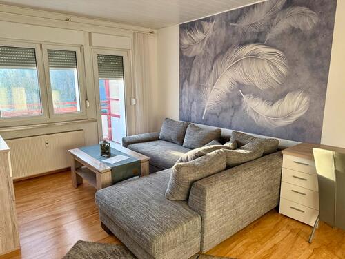 Foto - 2 Raum Wohnung, voll möbliert, Balkon, EBK, ,Waschmaschine, DG