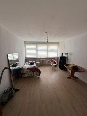 Foto - 27 m² 1-Zimmer-Wohnung – teilmöbliert – 1. OG – Hochheide