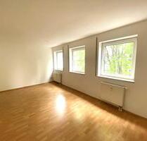 Plagwitz: Helle 2,5-Zimmer-Wohnung mit EBK - Leipzig Altwest