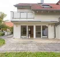 Attraktive Doppelhaushälfte in Hattenhofen