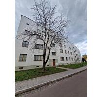 Extra großes Wohnzimmer und sonniger Balkon - einziehen und wohlfühlen! - Magdeburg Neue Neustadt