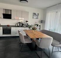 Attraktive 3-Zi.-Wng in USH: Mit Balkon, Keller, Garage - Maihingen