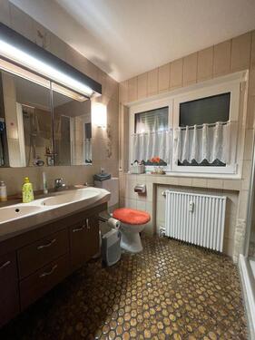 Foto - 5.5 Zimmer Dachgeschoßwohnung zur Miete in Frickenhausen