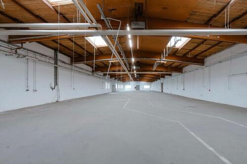 Foto - Top Lagerfläche mit 1.234 m² – sofort verfügbar!
