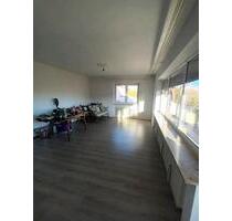 Einfamilienhaus - 1.200,00 EUR Kaltmiete, in Hammelburg (PLZ: 97762)