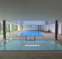 Ostsee Ferienwohnung in BinzProra mit Schwimmbad, Sauna und Fitn