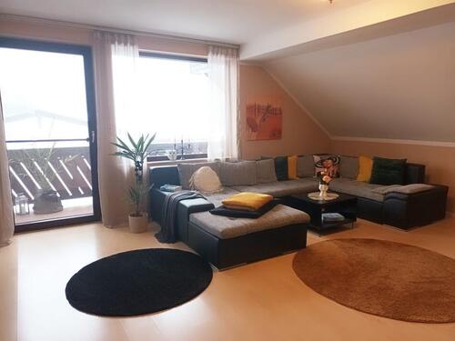 Foto - Möblierte Dachgeschosswohnung - 710,00&nbsp;EUR Kaltmiete, ca.&nbsp; 58,00&nbsp;m&sup2;