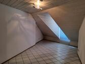 Foto - Dachgeschoßwohnung in Rosbach vor der Höhe zur Miete