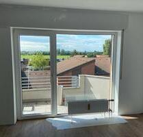 2-Raum Dachgeschosswohnung mit Blick auf den Rhein in Zündorf - Köln Porz
