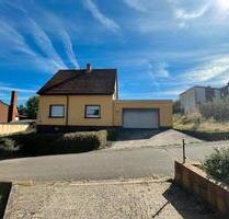 Einfamilienhaus mit großem Grundstück in Odenh - Östringen