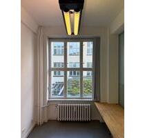 Small Studio in Mitte Office 2-3 Desks Rosenthaler Platz - Berlin Pankow