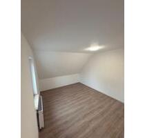 Maisonette-Wohnung , frisch renoviertsofort verfügbar - Löhne